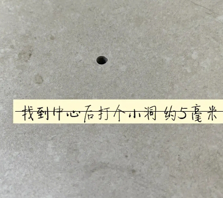洛阳市瓷砖空鼓维修公司专业解答在瓷砖铺贴过程中，如果砂料搅拌不均匀，将会带来以下问题
